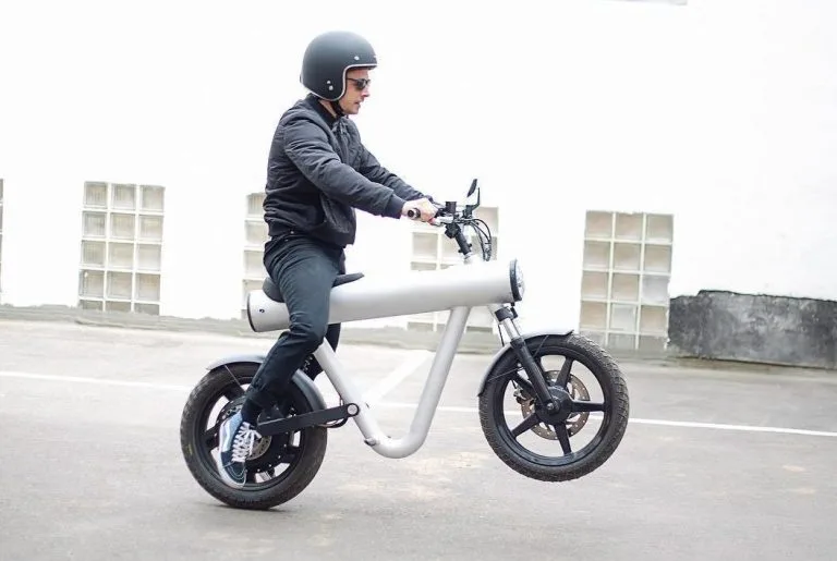 Pocket Rocket electric motorcycle unveiled by Sol Motors